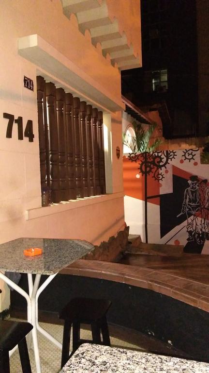 Laranja Mecanica & Hostel